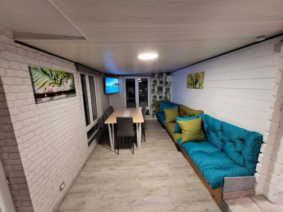 Beau Chalet 6 Personnes Avec Jacuzzi Tilly-sur-Seulles Exterior foto